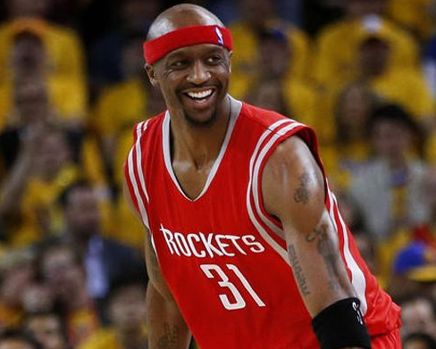 詹姆斯：斯玛特找回自己的节奏对我们来说是个积极的信号（詹姆斯：斯玛特重回状态是对球队的利好信号）