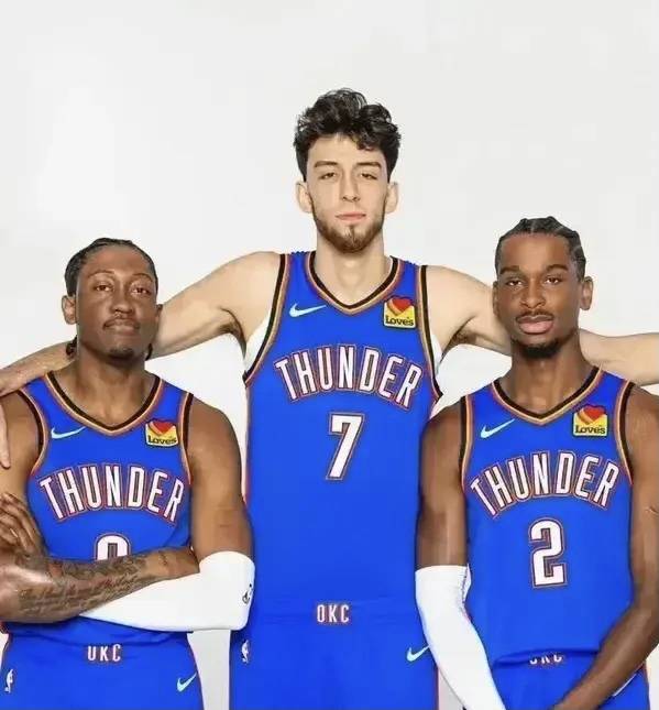 贝尔：最喜欢进球是欧冠决赛倒钩；我当评论员不是为了上头条（贝尔直言最难忘进球是欧冠决赛倒钩：当评论员并非为博头条）