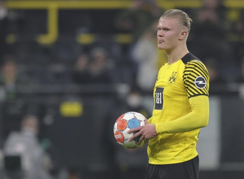 记者：李国旭参加国足主帅选聘不是秘密，一个多月前就在准备（记者称李国旭参与国足主帅竞聘并非秘密，早在一个多月前已着手准备）