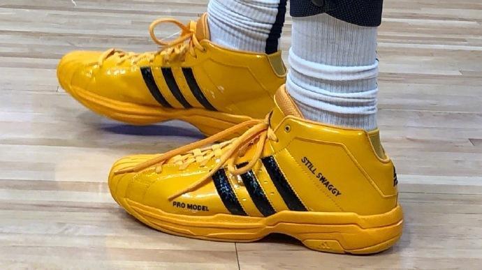 广州队年轻球员愈发成熟（广州队小将日趋老练）