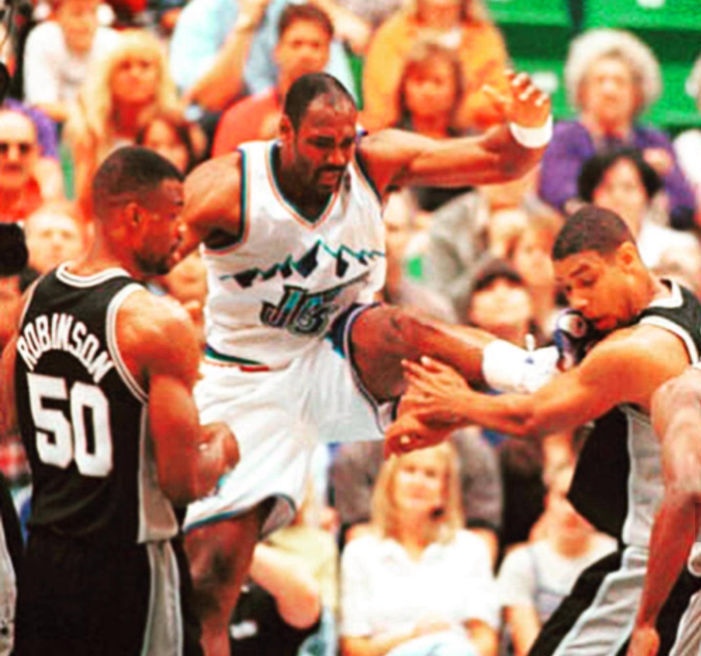 欧冠疯狂夜！3大豪门全逆转，17岁新星封神，后卫90秒双响炸场？（欧冠沸腾之夜：三大豪门齐逆转，17岁妖星封神，后卫90秒梅开二度引爆全场）