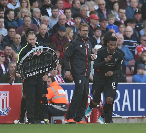 来者不善，柔佛新山马来超9场全胜，打入48球仅丢3球